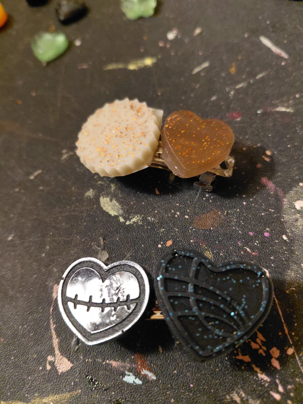 Sparkle Heart and Round Kids Hair Clips - Cream & Brown